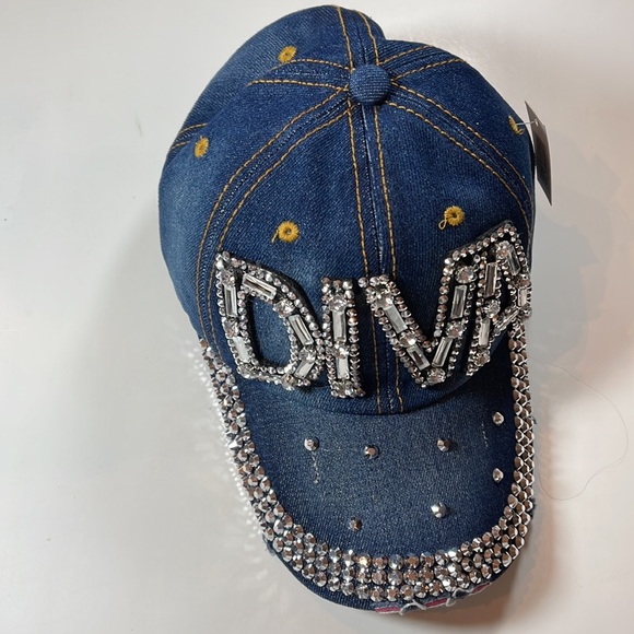 🆕DIVA Distressed Denim Cap - Picture 3 of 3
